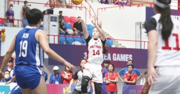 SEA Games 32: Bóng rổ nữ Việt Nam chiến thắng ngoạn mục trước Philippines