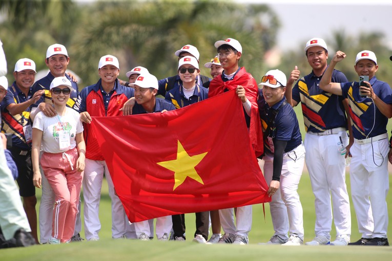 C&aacute;c vận động vi&ecirc;n Golf Việt Nam đ&atilde; ho&agrave;n th&agrave;nh xuất sắc nhiệm vụ của m&igrave;nh để đ&oacute;ng g&oacute;p v&agrave;o th&agrave;nh t&iacute;ch chung của to&agrave;n đo&agrave;n.