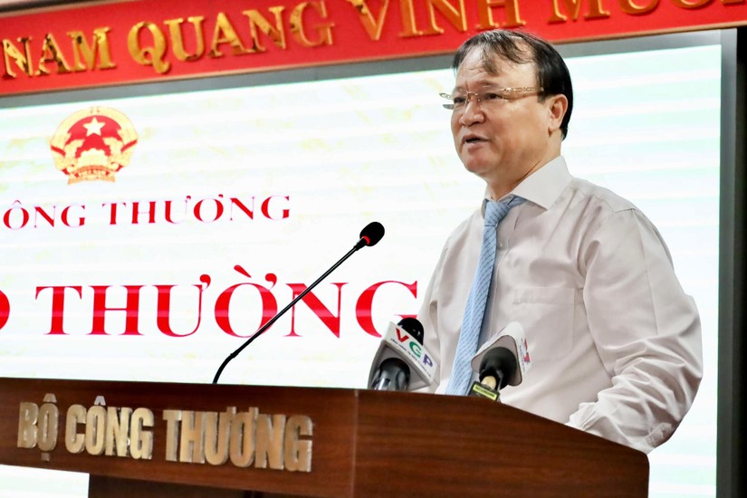 Thứ trưởng Bộ C&ocirc;ng Thương Đỗ Thắng Hải