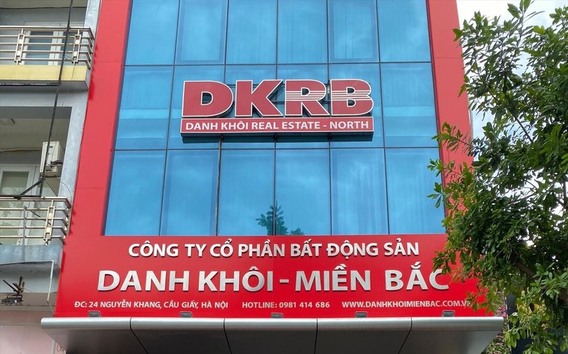 Danh Kh&ocirc;i gặp kh&oacute; khăn về d&ograve;ng tiền khi thị trường bất động sản trầm lắng.