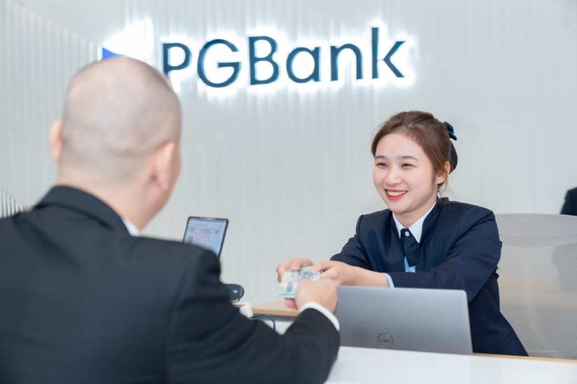 Ảnh minh họa: PGBank đ&atilde; c&oacute; những ph&aacute;t triển vượt bậc sau khi cổ đ&ocirc;ng s&aacute;ng lập l&agrave; Petrolimex tho&aacute;i vốn v&agrave; sự tham gia của Tập đo&agrave;n Th&agrave;nh C&ocirc;ng.