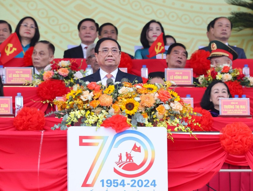 Thủ tướng Phạm Minh Ch&iacute;nh tại Lễ kỷ niệm 70 năm Chiến thắng Điện Bi&ecirc;n Phủ. Ảnh: VGP.