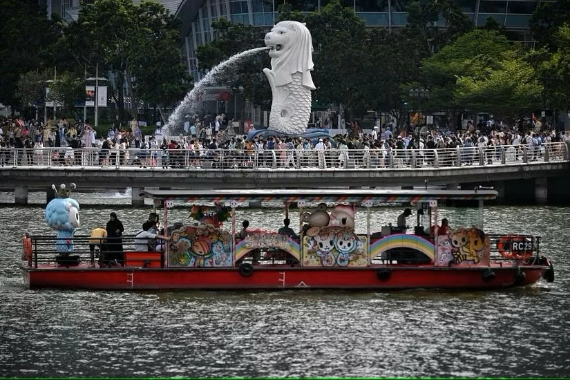 Kinh tế Singapore trong qu&yacute; 1/2024 tăng trưởng t&iacute;ch cực nhờ sự cải thiện trong ng&agrave;nh du lịch. Ảnh: Straits Times