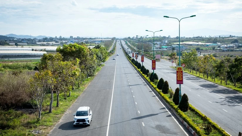 Một đoạn cao tốc Li&ecirc;n Khương - Prenn - đoạn cao tốc duy nhất hiện nay đ&atilde; ho&agrave;n th&agrave;nh v&agrave; đang sử dụng tr&ecirc;n địa b&agrave;n tỉnh L&acirc;m Đồng. Ảnh: Lamdong.gov.