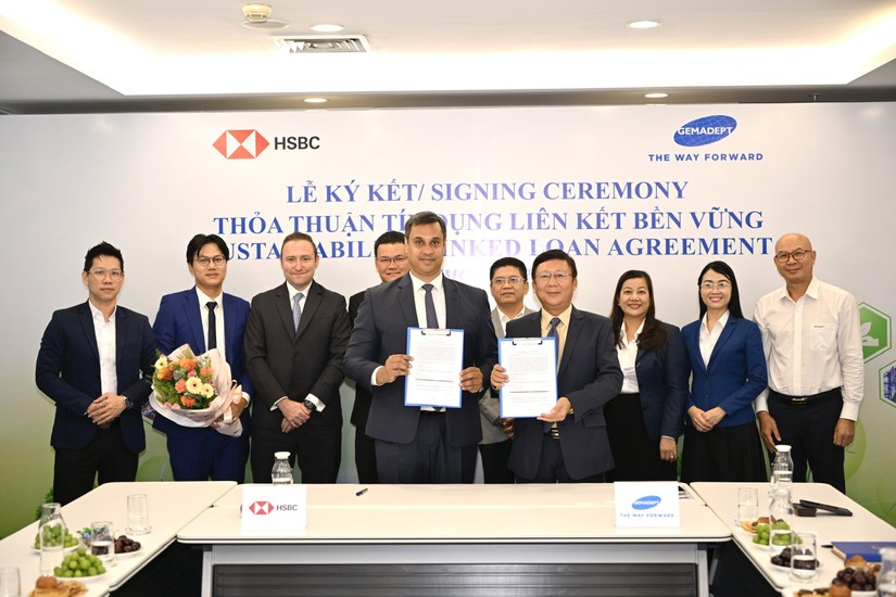 Ng&acirc;n h&agrave;ng HSBC v&agrave; CTCP Gemadept k&yacute; kết thỏa thuận T&iacute;n dụng li&ecirc;n kết bền vững. Nguồn: HSBC.