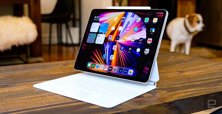 Năm ngo&aacute;i, h&atilde;ng b&aacute;n 58 triệu iPad tr&ecirc;n to&agrave;n cầu, phần lớn được sản xuất tại Trung Quốc.