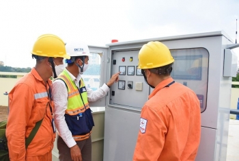 Nắng nóng kéo dài, sản lượng điện tiêu thụ tại Hà Nội lập đỉnh mới