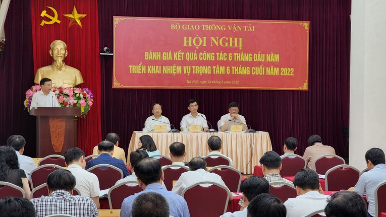 To&agrave;n cảnh hội nghị.