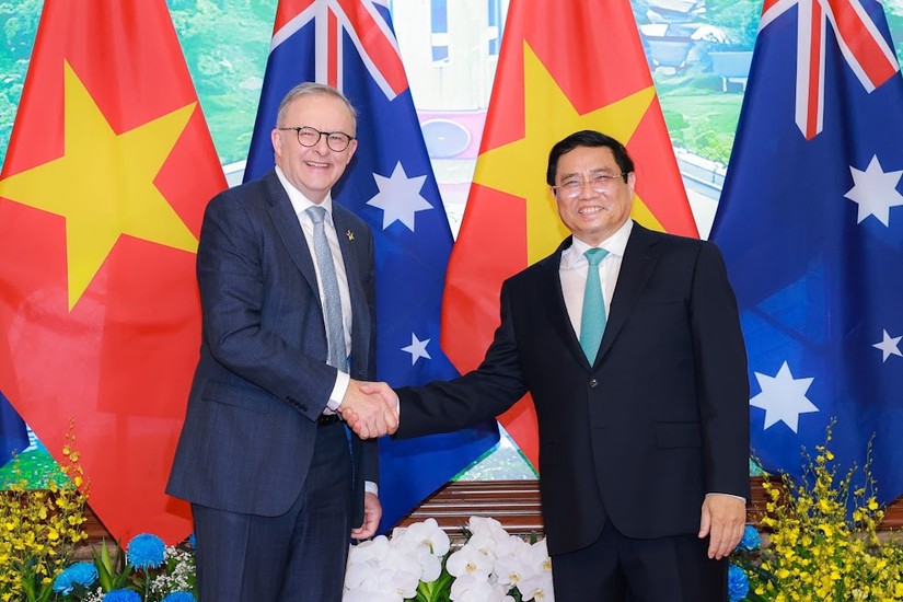 Thủ tướng Phạm Minh Ch&iacute;nh chủ tr&igrave; lễ đ&oacute;n tiếp Thủ tướng Australia. Ảnh: VGP