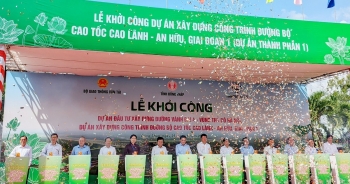 Khởi công tuyến cao tốc Cao Lãnh - An Hữu kết nối ĐBSCL