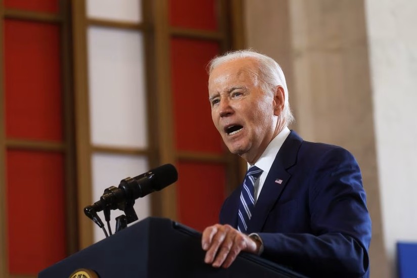 Tổng thống Mỹ Joe Biden c&oacute; b&agrave;i ph&aacute;t biểu tại Chicago, Illinois, ng&agrave;y 28/6. Ảnh: Reuters