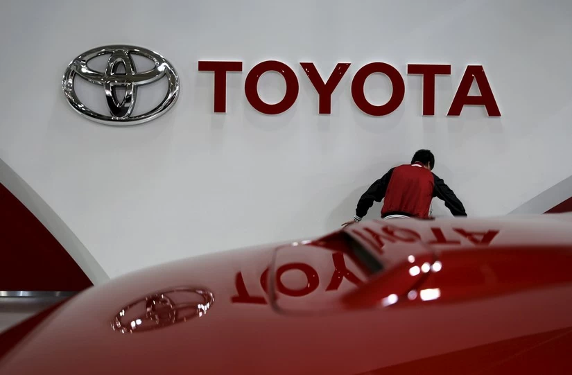 Trụ sở ch&iacute;nh của Toyota tại Nhật Bản được cơ quan chức năng tiến h&agrave;nh điều tra về dữ liệu về sản phẩm. Ảnh: Reuters.