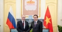Chủ tịch Quốc hội Trần Thanh Mẫn hội kiến Tổng thống Nga