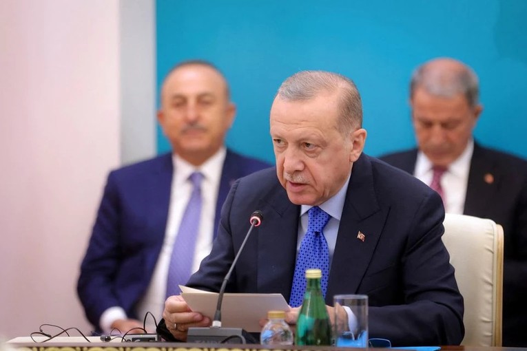 Tổng thống Recep Tayyip Erdogan. Nga v&agrave; Ukraine dự kiến sẽ k&yacute; thỏa thuận xuất khẩu ngũ cốc tại Istanbul. Ảnh: Reuters