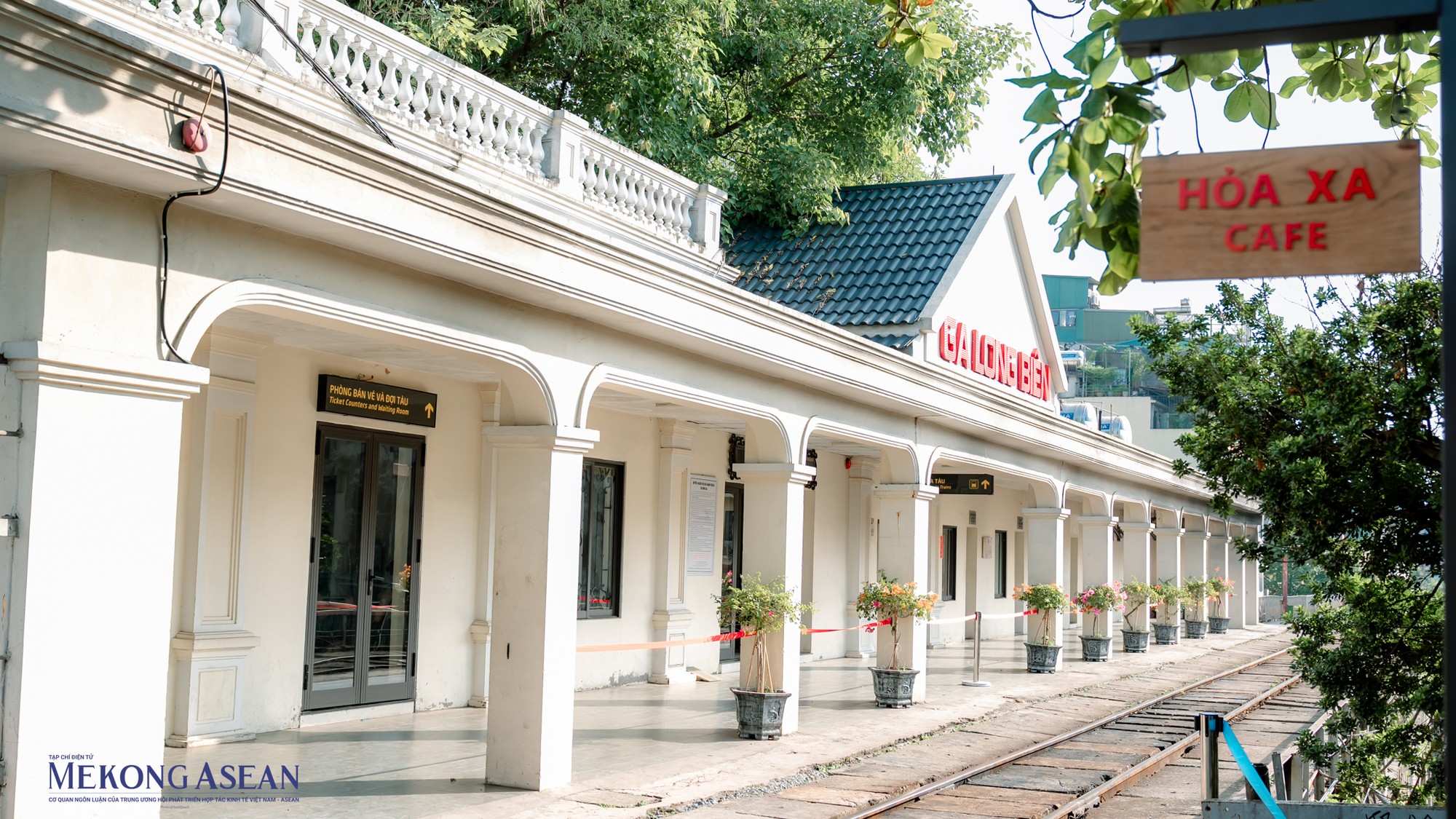 Hỏa Xa Cafe - Qu&aacute;n c&agrave; ph&ecirc; đường t&agrave;u đạt chuẩn an to&agrave;n tại H&agrave; Nội ảnh 8