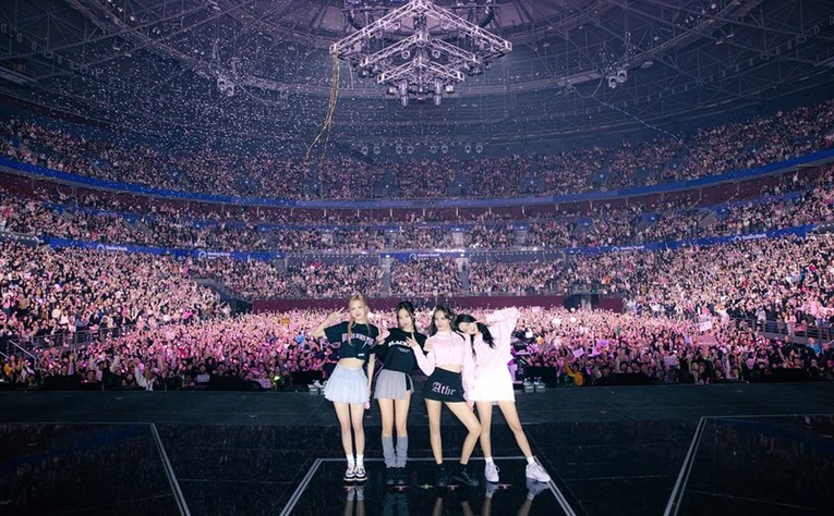 BlackPink sắp tổ chức concert tại s&acirc;n vận động Mỹ Đ&igrave;nh.