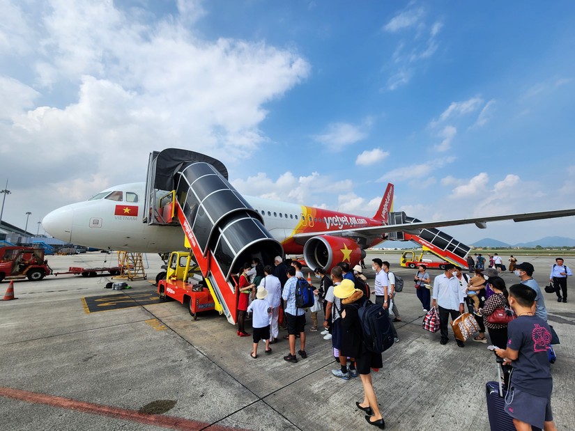 Vietjet giảm 77% gi&aacute; v&eacute; m&aacute;y bay duy nhất trong ng&agrave;y k&iacute;ch cầu thương mại 7/7