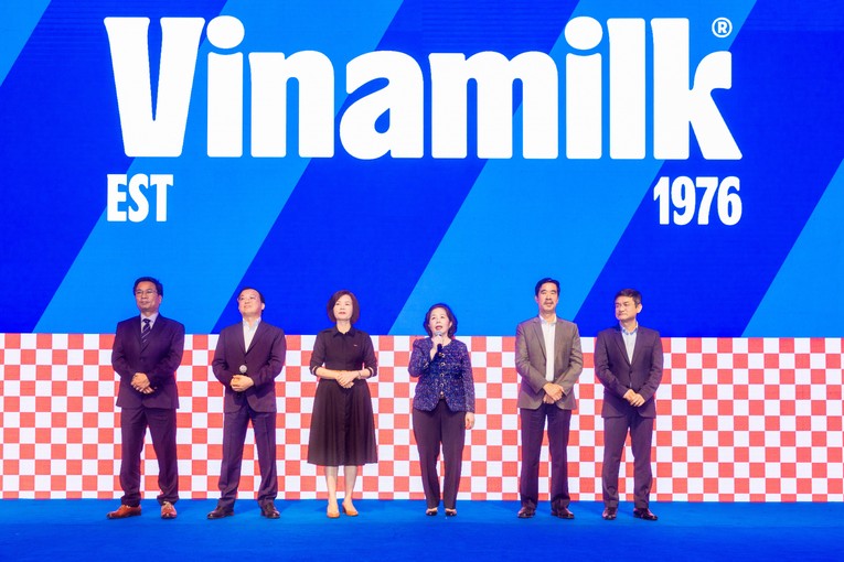 Vinamilk mở màn hành trình mới ấn tượng với bộ nhận diện thương hiệu mới