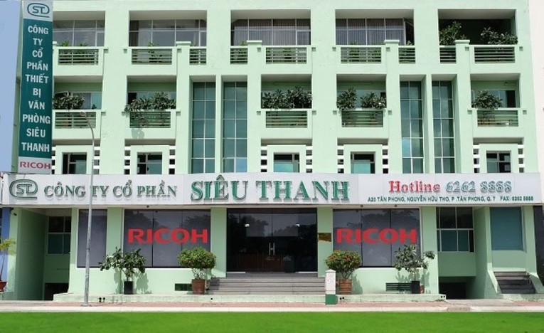 Si&ecirc;u Thanh vốn l&agrave; nh&agrave; ph&acirc;n phối ch&iacute;nh thức của h&atilde;ng Ricoh - thương hiệu thiết bị văn ph&ograve;ng h&agrave;ng đầu của Nhật Bản.