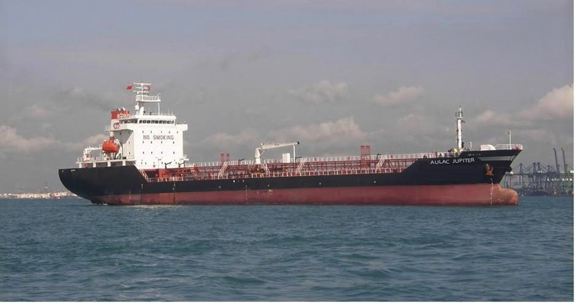 T&agrave;u Aulac Jupiter với trọng tải 13.654,59 DWT. Ảnh: &Acirc;u Lạc