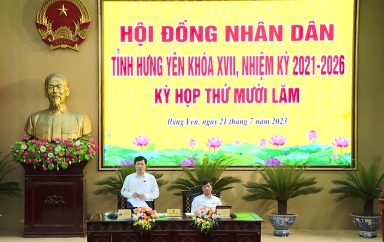 Ph&oacute; B&iacute; thư Thường trực Tỉnh ủy, Chủ tịch HĐND tỉnh Hưng Y&ecirc;n Trần Quốc Toản ph&aacute;t biểu tại kỳ họp.