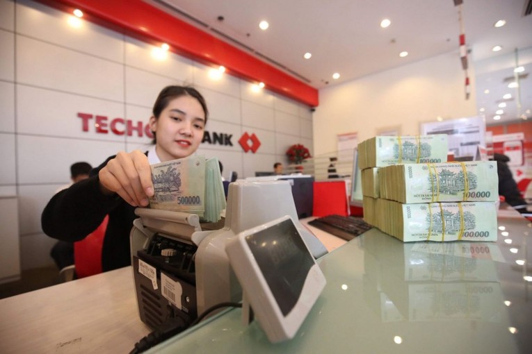 Tỷ lệ tiền gửi kh&ocirc;ng kỳ hạn (CASA) tại Techcombank trong qu&yacute; 2/2023 tăng 12,6% so với c&ugrave;ng kỳ năm 2022.