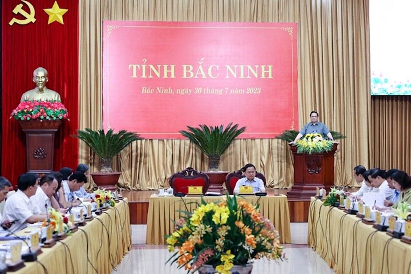 Thủ tướng Phạm Minh Ch&iacute;nh ph&aacute;t biểu tại buổi l&agrave;m việc với Ban Chấp h&agrave;nh Đảng bộ tỉnh Bắc Ninh. Ảnh: VGP