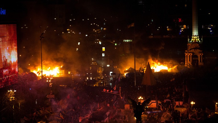 Cuộc bạo loạn tại Quảng trường Độc lập ở Kiev, Ukraine, ng&agrave;y 18/2/2014. Ảnh: Getty Images