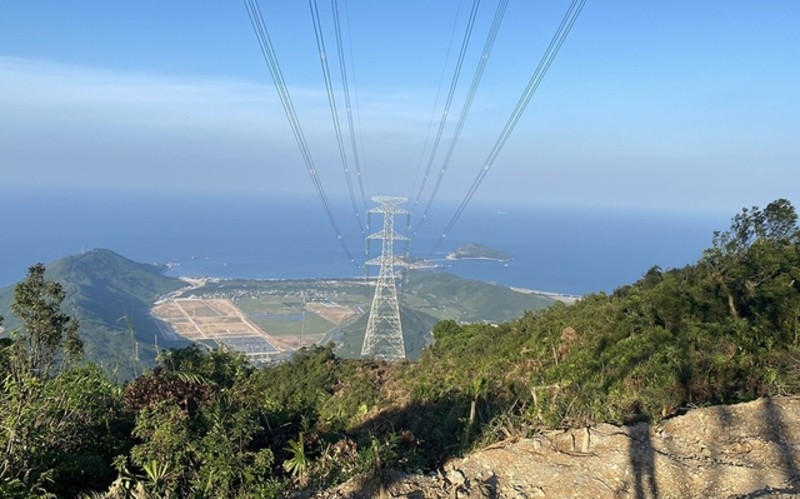 Đ&oacute;ng điện, ho&agrave;n thiện to&agrave;n bộ đường d&acirc;y 500kV mạch 3. Nguồn: VGP.