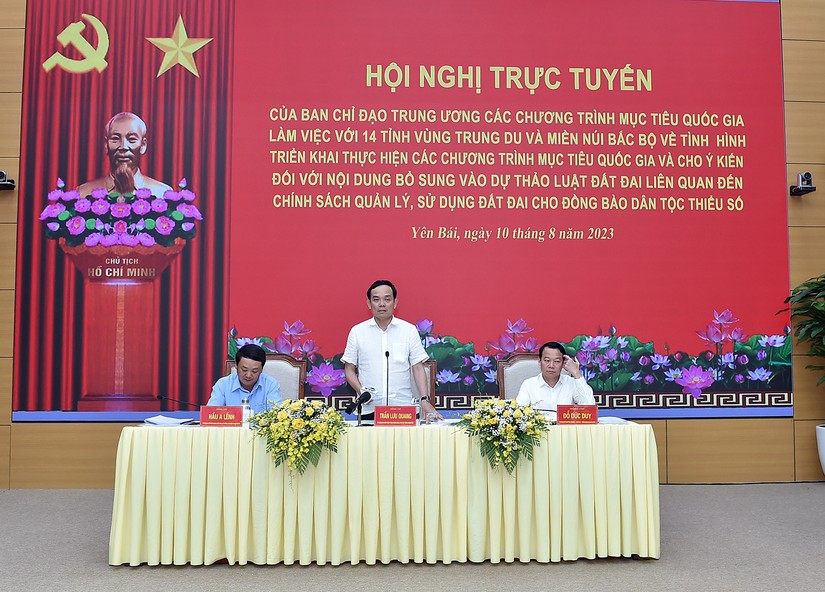 Ph&oacute; Thủ tướng Ch&iacute;nh phủ Trần Lưu Quang chủ tr&igrave; Hội nghị trực tiếp kết hợp trực tuyến với 14 tỉnh v&ugrave;ng trung du v&agrave; miền n&uacute;i Bắc Bộ về t&igrave;nh h&igrave;nh triển khai thực hiện c&aacute;c chương tr&igrave;nh mục ti&ecirc;u quốc gia. Ảnh: VGP