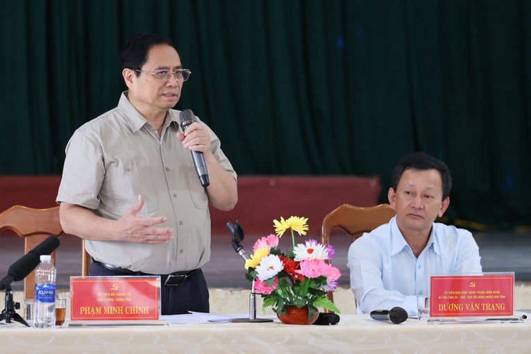 Thủ tướng Phạm Minh Ch&iacute;nh ph&aacute;t biểu tại buổi l&agrave;m việc. Ảnh: VGP
