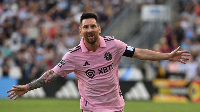 Si&ecirc;u sao b&oacute;ng đ&aacute; Lionel Messi tới Inter Miami đ&atilde; gi&uacute;p CLB n&agrave;y gi&agrave;nh được danh hiệu C&uacute;p Li&ecirc;n đo&agrave;n CONCACAF đầu ti&ecirc;n trong lịch sử. Ảnh: AFP