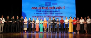 Hà Nội: Giao lưu nghệ thuật tôn vinh sắc màu văn hóa ASEAN