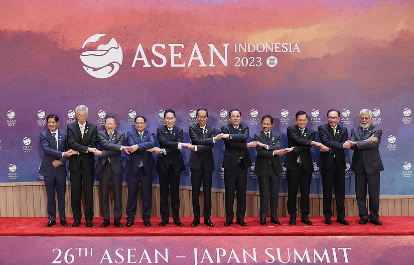 Thủ tướng Phạm Minh Ch&iacute;nh c&ugrave;ng l&atilde;nh đạo c&aacute;c nước ASEAN v&agrave; Nhật Bản tại Hội nghị Cấp cao ASEAN - Nhật Bản lần thứ 26. Ảnh: VGP