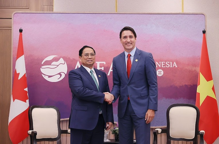 Thủ tướng Ch&iacute;nh phủ Phạm Minh Ch&iacute;nh v&agrave; Thủ tướng Canada Justin Trudeau. Ảnh: VGP