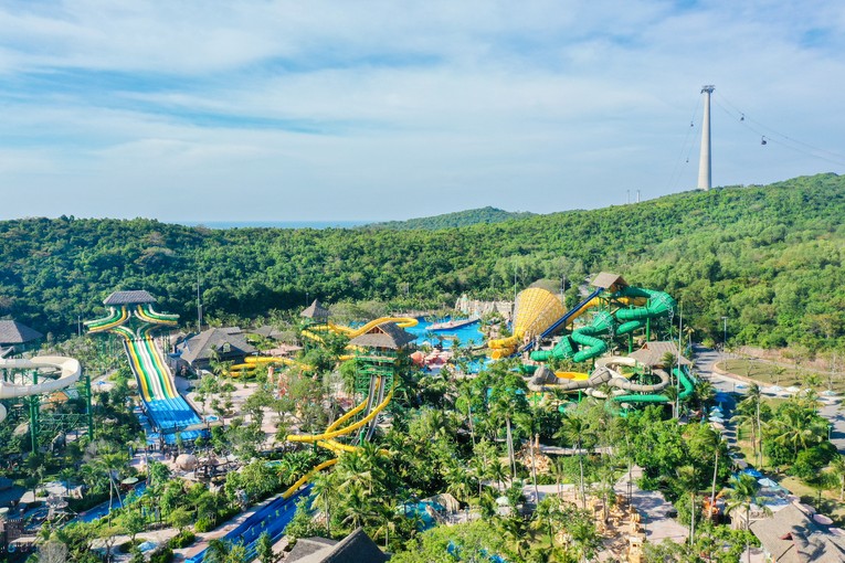 C&ocirc;ng vi&ecirc;n nước Aquatopia Water Park