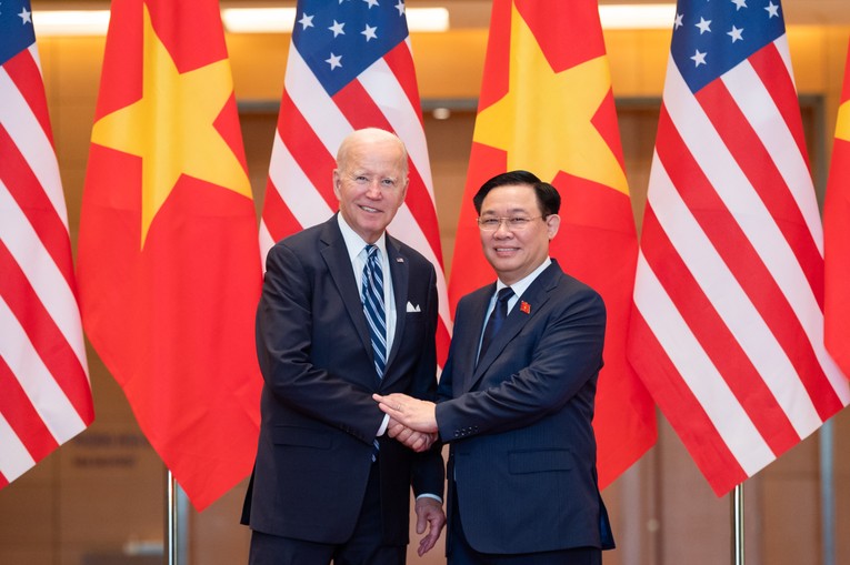 Chủ tịch Quốc hội Vương Đ&igrave;nh Huệ hội kiến Tổng thống Joe Biden, chiều 11/9. Ảnh: Quốc hội