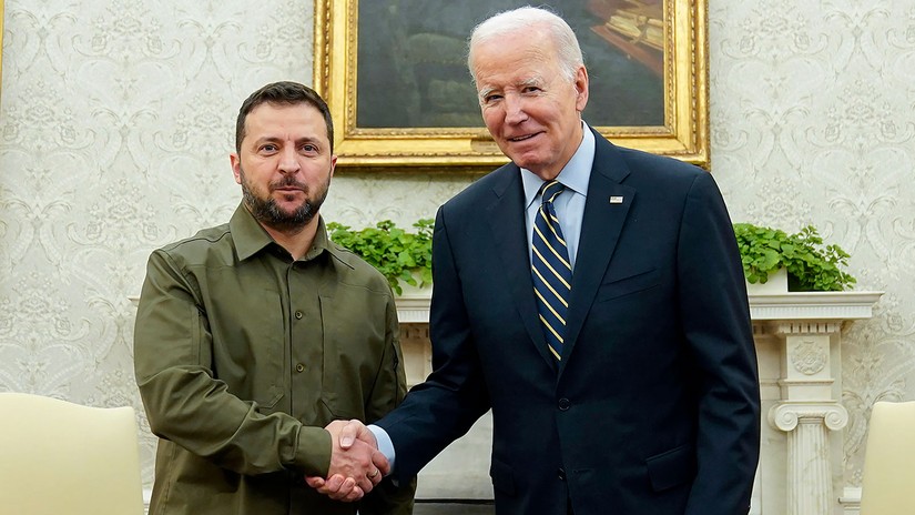 Tổng thống Joe Biden v&agrave; Tổng thống Ukraine Volodymyr Zelensky tại Ph&ograve;ng Bầu dục của Nh&agrave; Trắng, ng&agrave;y 21/9. Ảnh: AP