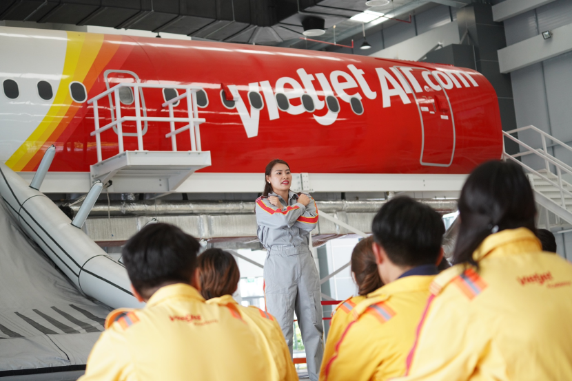 Đ&agrave;o tạo tại Học viện H&agrave;ng kh&ocirc;ng Vietjet