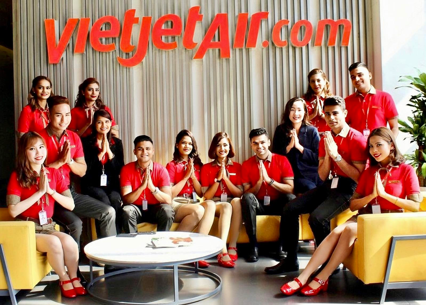 C&aacute;c học vi&ecirc;n của Học viện H&agrave;ng kh&ocirc;ng Vietjet đến từ Ấn Độ