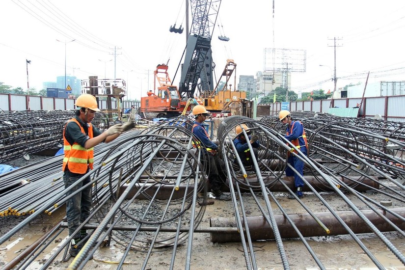 Vốn đầu tư c&ocirc;ng 2022 d&agrave;nh nhiều nhất cho TP.HCM, H&agrave; Nội v&agrave; ng&agrave;nh giao th&ocirc;ng