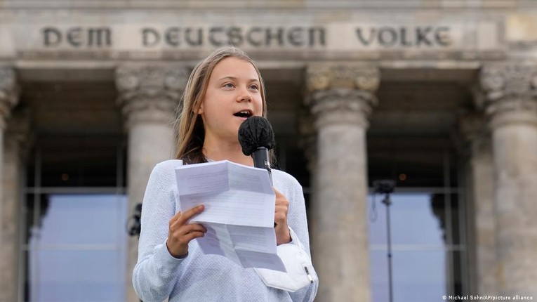 Nh&agrave; hoạt động kh&iacute; hậu Thụy Điển Greta Thunberg. Ảnh: AP