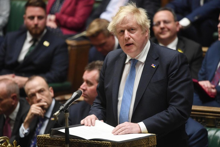 Cựu Thủ tướng Boris Johnson tuy&ecirc;n bố từ chức.