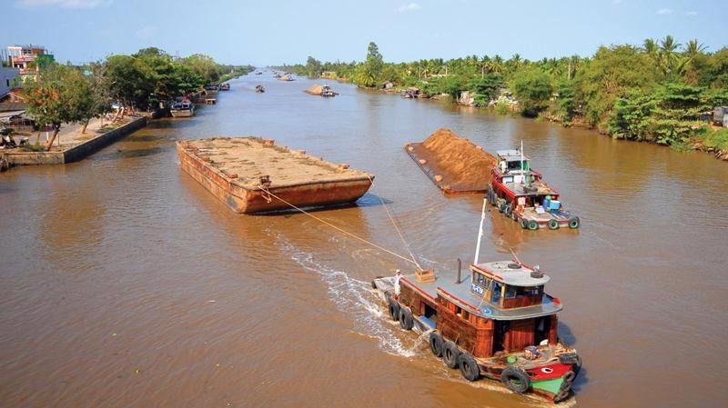 Ch&iacute;nh phủ ban h&agrave;nh loạt cơ chế đột ph&aacute; thực hiện quy hoạch đường thủy nội địa.