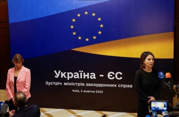 Các ngoại trưởng EU tổ chức họp nhóm tại Ukraine