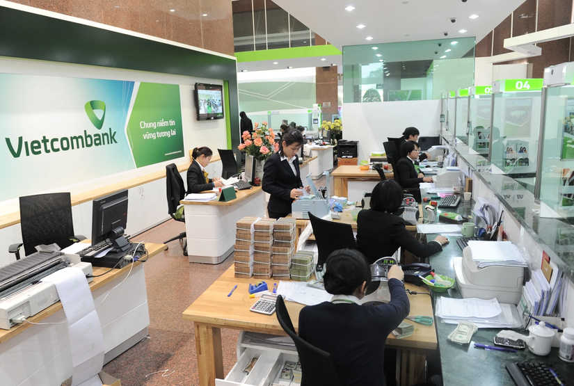 Vietcombank hạ l&atilde;i suất huy động thấp kỷ lục, kỳ hạn dưới 3 th&aacute;ng chỉ c&ograve;n 2,8%/năm