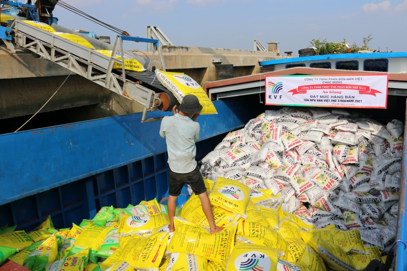 Đạm C&agrave; Mau th&ocirc;ng qua chủ trương mua lại 100% phần vốn g&oacute;p tại KVF. Ảnh minh họa: KVF