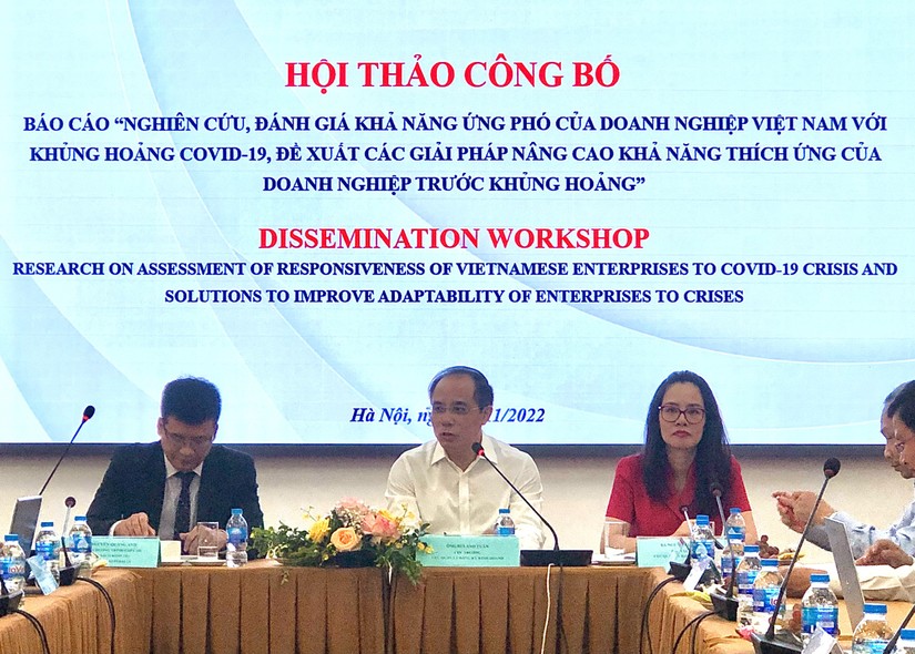 Hội thảo c&ocirc;ng bố b&aacute;o c&aacute;o &amp;amp;quot;Nghi&ecirc;n cứu, đ&aacute;nh gi&aacute; khả năng ứng ph&oacute; của doanh nghiệp Việt Nam với khủng hoảng Covid-19, đề xuất c&aacute;c giải ph&aacute;p n&acirc;ng cao khả năng th&iacute;ch ứng của doanh nghiệp trước khủng hoảng&amp;amp;quot;. Ảnh: Thảo Ng&acirc;n