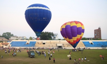 Sơn Tây: Lễ hội khinh khí cầu &apos;Bình minh trên thành cổ&apos; mở màn