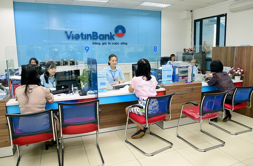 Vietinbank n&acirc;ng l&atilde;i suất huy động l&ecirc;n tới 8,2%/năm